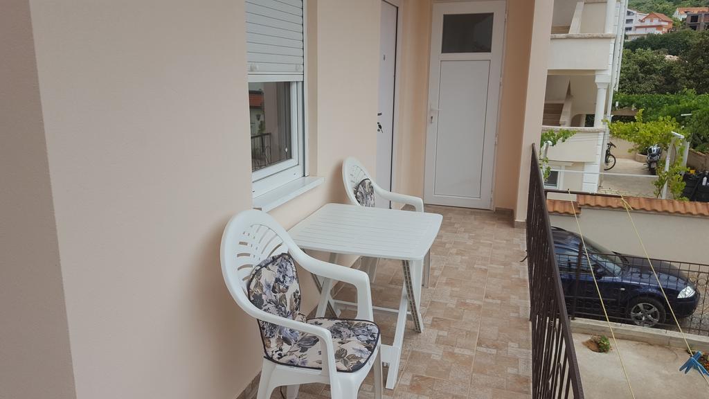 Apartments Diva Dobra Voda Exterior photo